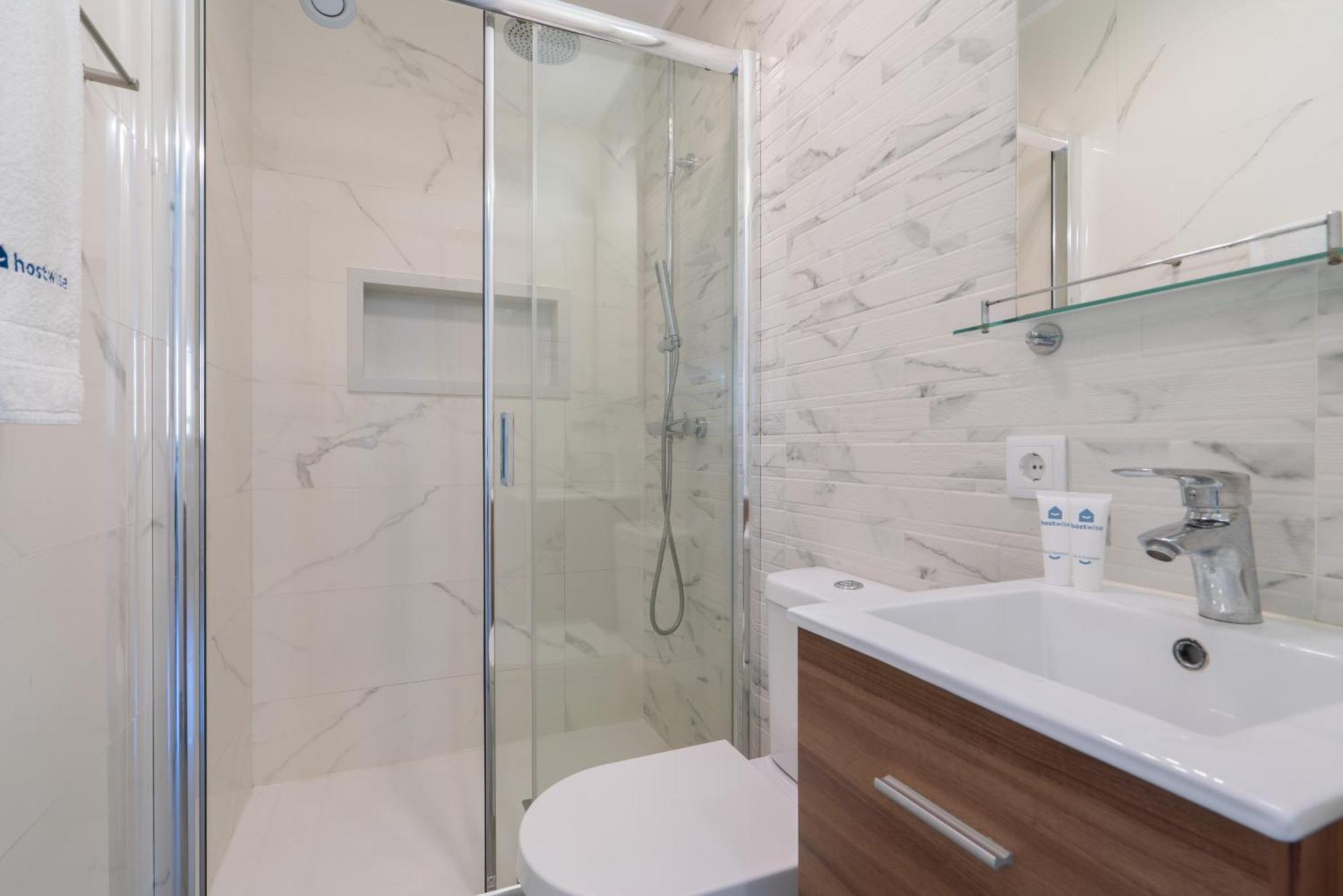 Apartment Host Wise - Elegant Spacious Flat W Balcony - Ace Location Vila Nova de Gaia