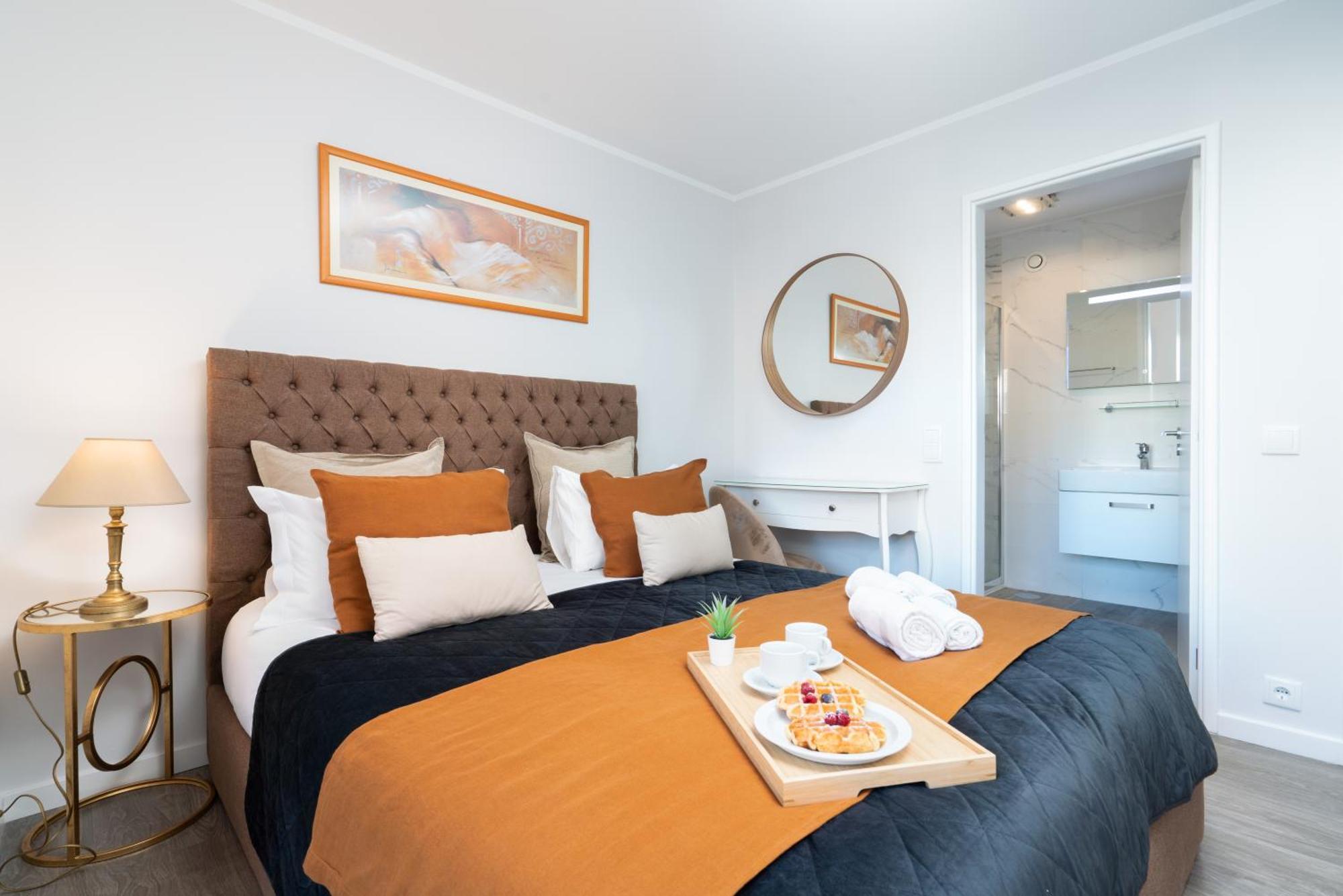 Apartment Host Wise - Elegant Spacious Flat W Balcony - Ace Location Vila Nova de Gaia